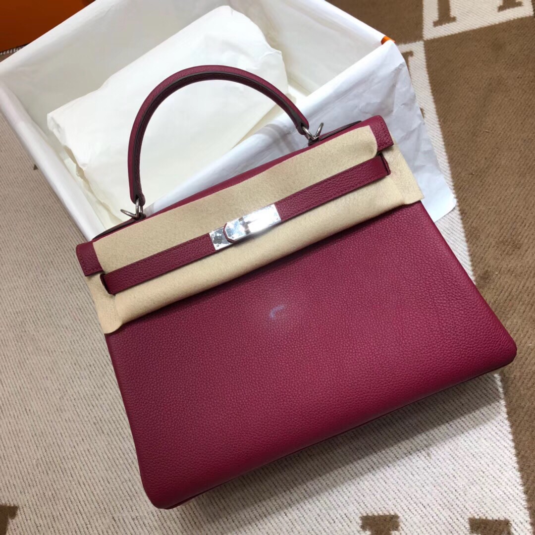 Hermes Kelly 28cm Handbag Shoulder Bag in Bordeaux Togo Leather